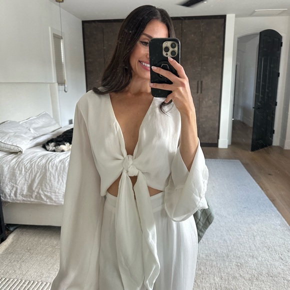 superdown White Tie-Front Jumpsuit - Picture 5 of 5